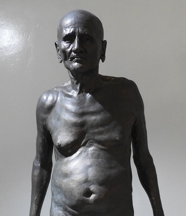 ಶ್ರವಣಬೆಳಗೊಳ ಕ್ಷೇತ್ರದಲ್ಲಿ ಆಚಾರ್ಯ ಶಾಂತಿಸಾಗರ ಮಹಾರಾಜರ 10 ಅಡಿಯ ಲೋಹದ ಪ್ರತಿಮೆ 