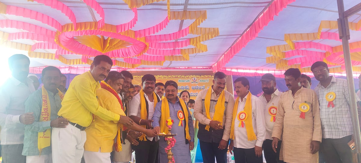 ಕುರಿ ಕಂಬಳಿಯೇ ದೈವದ ಸ್ವರೂಪ: ಶಾಸಕ ಎಸ್.ಎನ್.ನಾರಾಯಣಸ್ವಾಮಿ