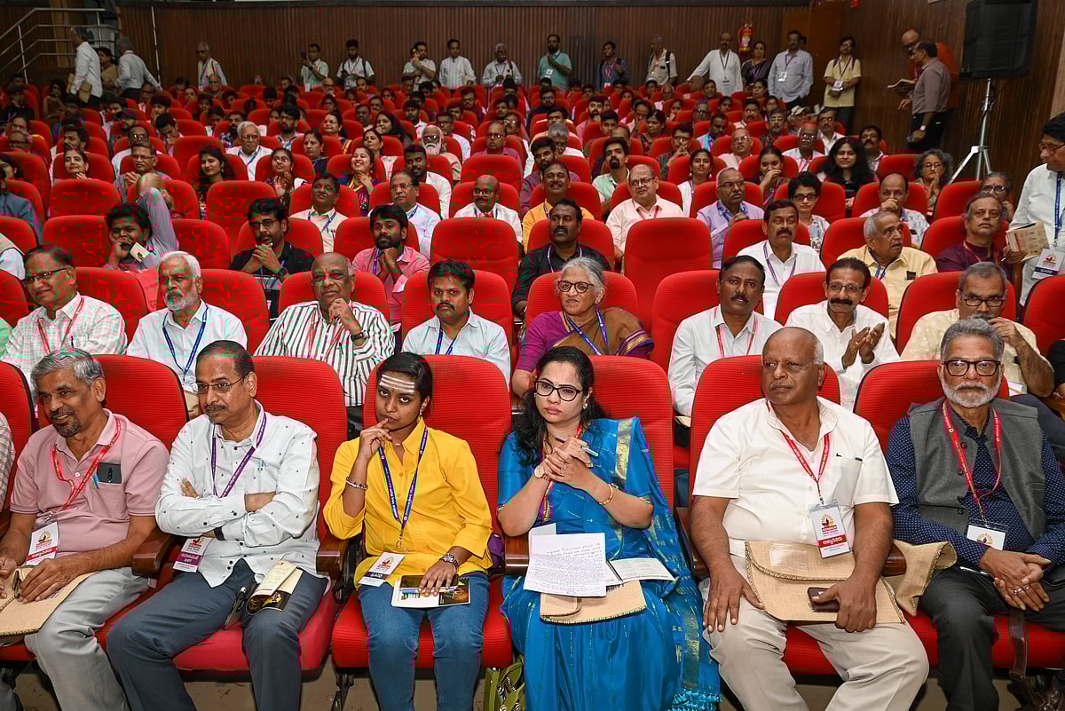 ಸಮಾಜಮುಖಿ ಸಮ್ಮೇಳನ | ಕನ್ನಡ ಶಾಲೆಗಳಿಗೆ ಬೀಗ, ವೃದ್ಧಿಯಾಗದ ಜ್ಞಾನ: ಕಳವಳ