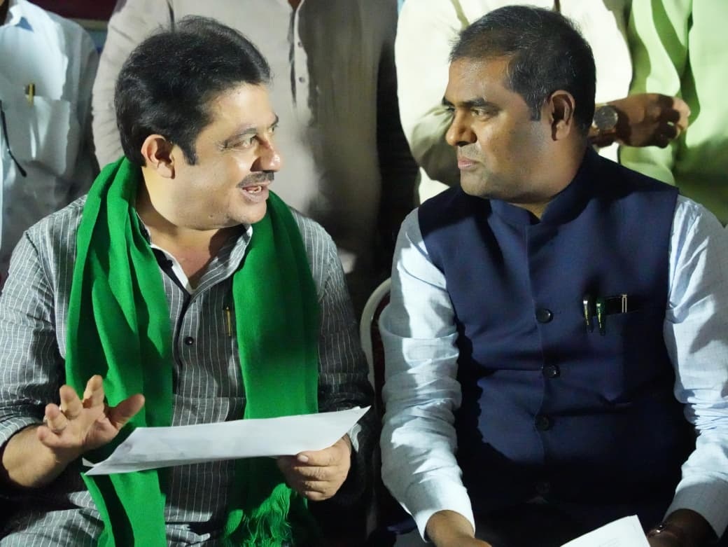 ಶಾಸಕ ಡಾ.ಎನ್.ಟಿ.ಶ್ರೀನಿವಾಸ್‌ ಜತೆಯಲ್ಲಿ ಸಚಿವ ಜಮೀರ್ ಅಹಮದ್ ಖಾನ್‌ ಅವರಿಂದ ಅಭಿವೃದ್ಧಿ ಸಮಾಲೋಚನೆ