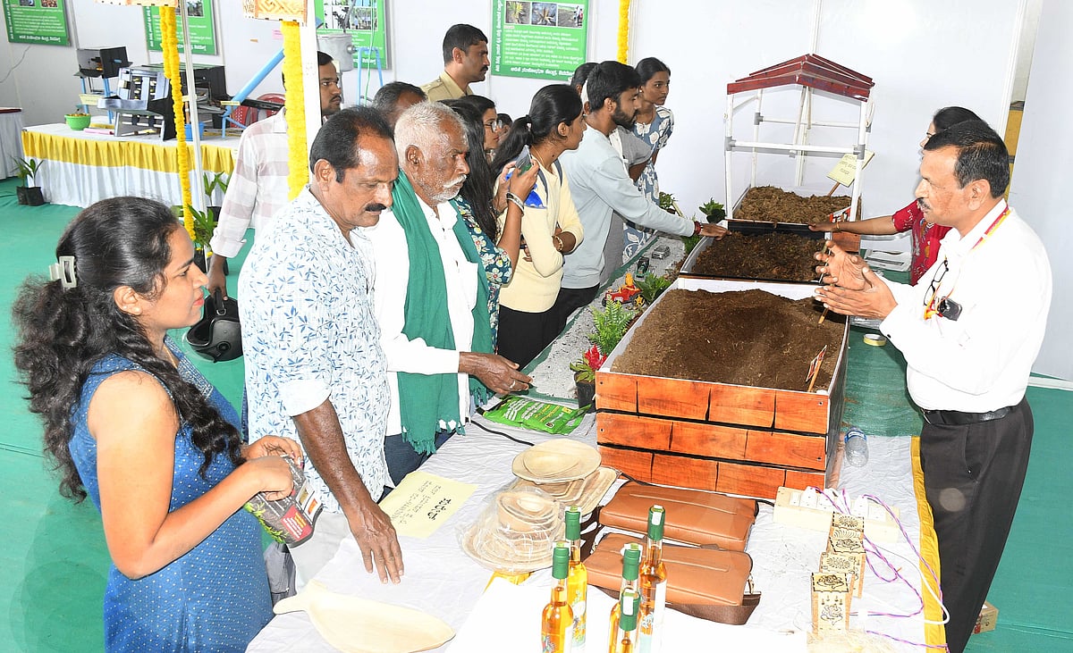 ಶಿವಮೊಗ್ಗ | ಅಡಿಕೆ ಸಿಪ್ಪೆ ಬರೀ ತ್ಯಾಜ್ಯವಲ್ಲ, ಚಿನ್ನದಂತಹ ಗೊಬ್ಬರ: ಪ್ರೊ.ನಾಗರಾಜ