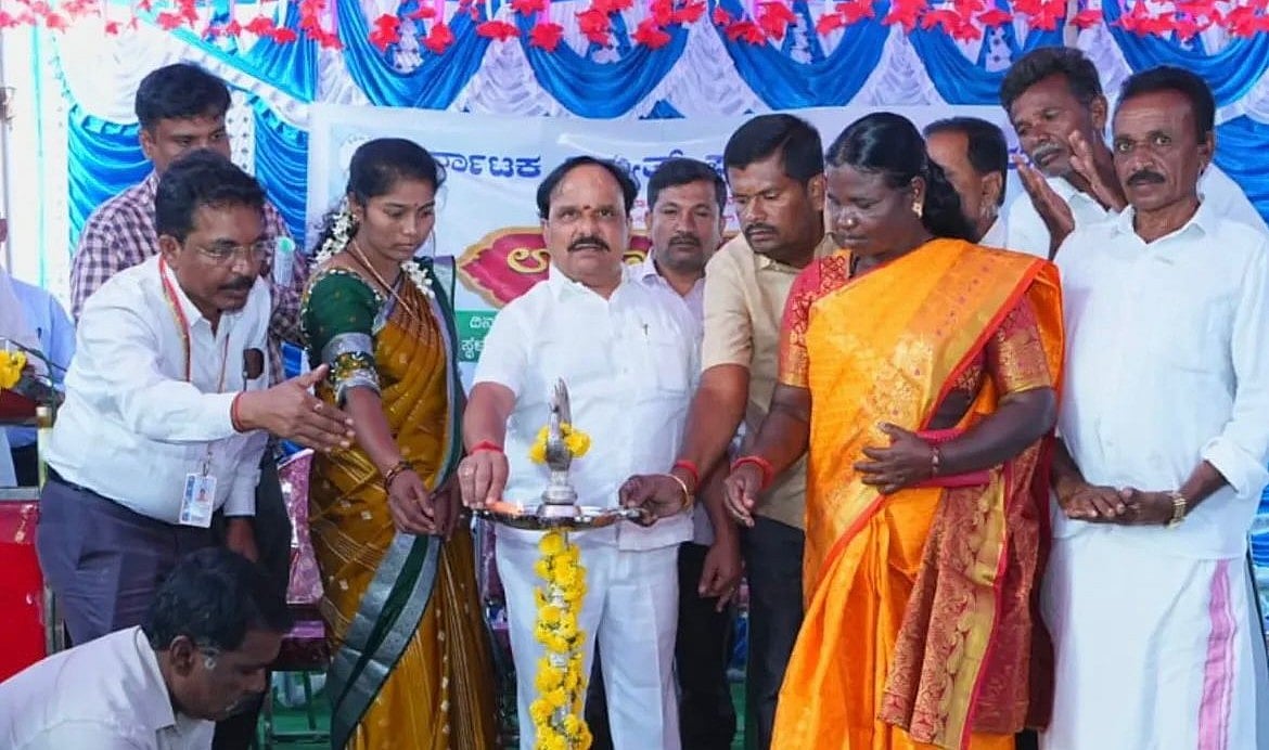 ಹಿರಿಯೂರು| ಭದ್ರಾ ಮೇಲ್ದಂಡೆ ಯೋಜನೆ; ಕೆರೆಗಳಿಗೆ ನೀರು ಹರಿಸುವ ಕಾಮಗಾರಿಗೆ ಚಾಲನೆ