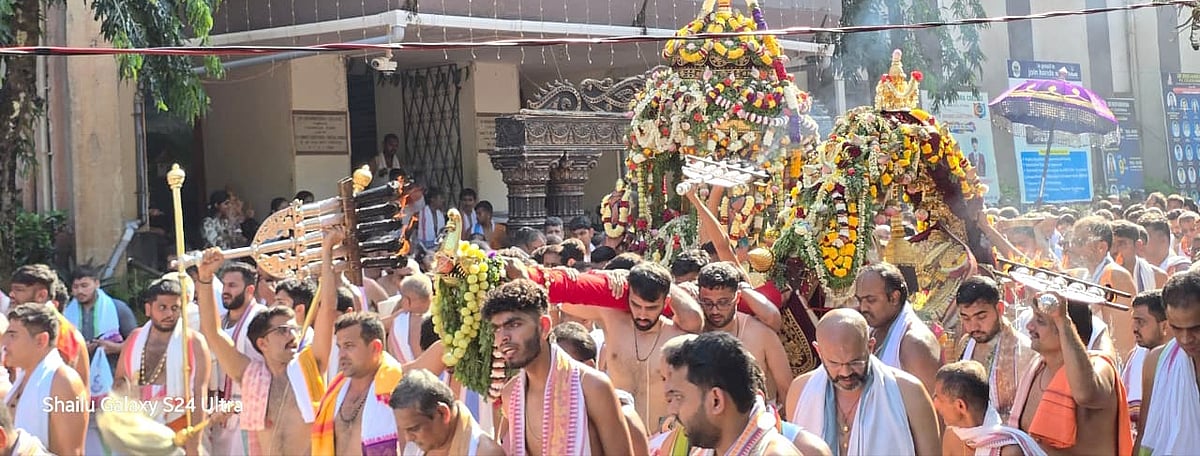 ಕಾರ್ಕಳ: ಲಕ್ಷದೀಪೋತ್ಸವ ಸಂಭ್ರಮ