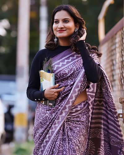 ಇನ್ನು, ಉಗ್ರಂ ಮಂಜು ಅವರ ಭಾವಿ ಪತ್ನಿ ಸಂಧ್ಯಾ ಅವರು ಕೂಡ ಸಾಮಾಜಿಕ ಮಾಧ್ಯಮದಲ್ಲಿ ಸಕ್ರಿಯರಾಗಿದ್ದಾರೆ. 