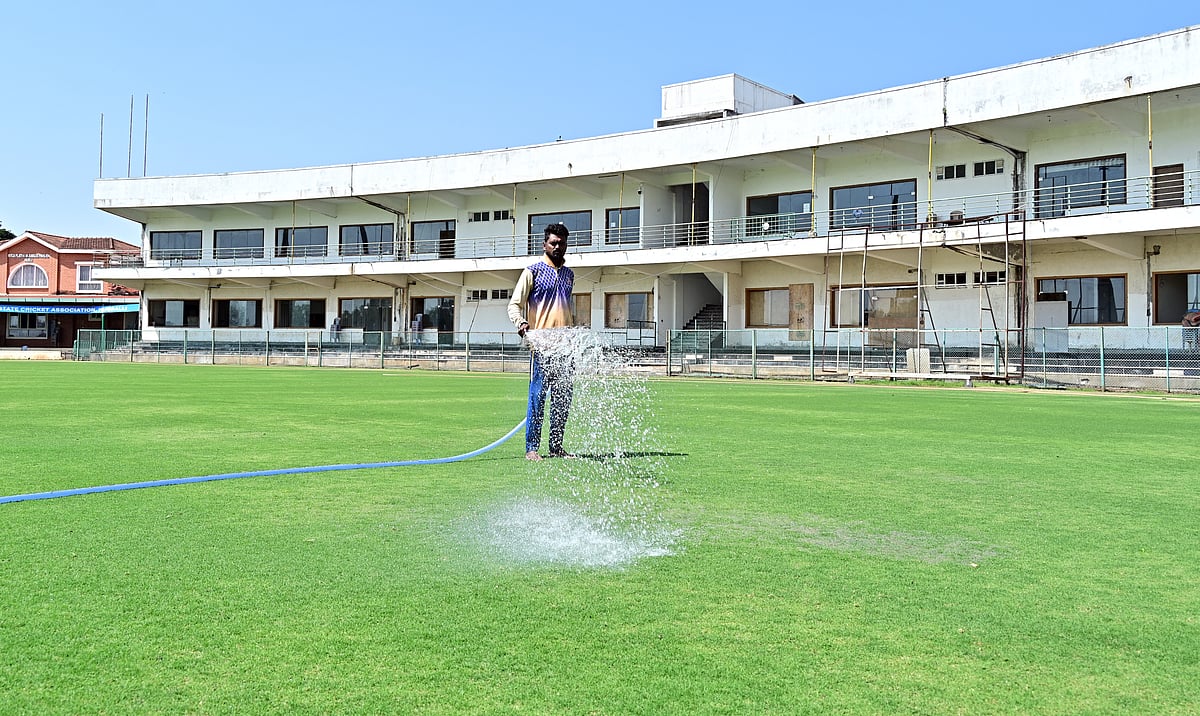 Ranji Trophy: ಹುಬ್ಬಳ್ಳಿಯಲ್ಲಿ ‘ರಣಜಿ’ಗೆ ಸಿದ್ಧತೆ