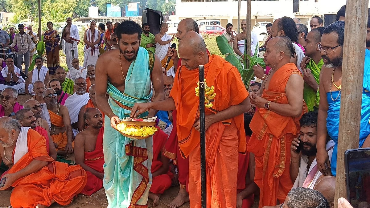 ಭಕ್ತರ ಅನುಕೂಲಕ್ಕಾಗಿ ಮಳಖೇಡದಲ್ಲಿ ವಸತಿ ಗೃಹಗಳ ನಿರ್ಮಾಣ: ಸತ್ಯಾತ್ಮತೀರ್ಥರು 