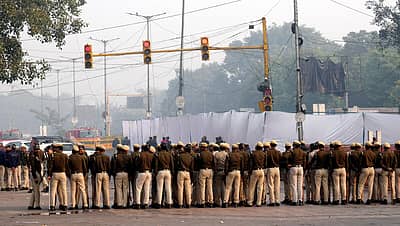 ಪೊಲೀಸರ ಬಿಗಿ ಭದ್ರತೆ