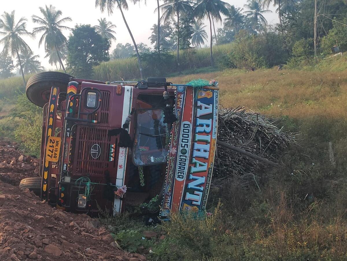 ಹಾವೇರಿ, ಮುಧೋಳ: ಕಬ್ಬು ಬೆಳೆಗಾರರ ಹೋರಾಟ ತೀವ್ರ