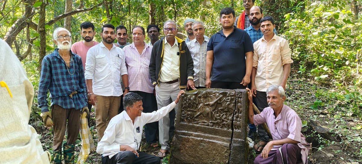 ಯಲ್ಲಾಪುರ: 5ನೇ ವಿಕ್ರಮಾದಿತ್ಯನ ಕಾಲದ ವೀರಗಲ್ಲು ಪತ್ತೆ