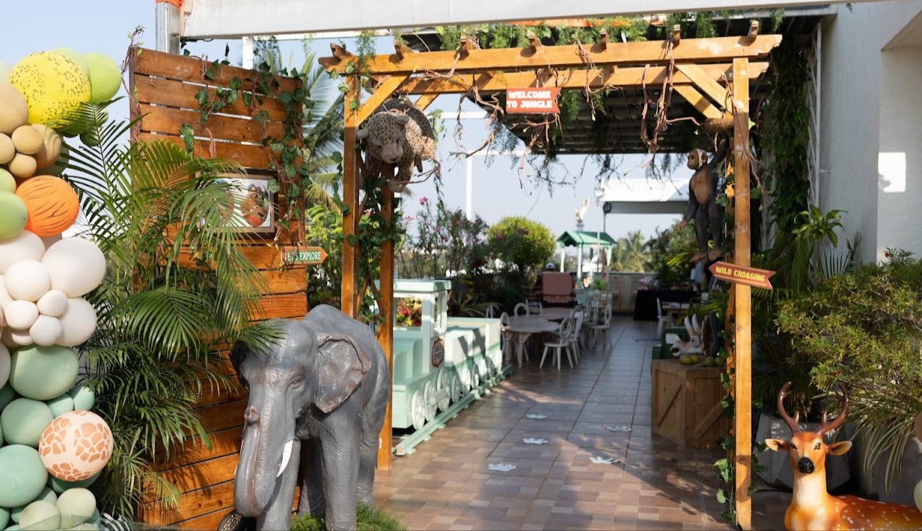 ಅಭಿಷೇಕ್ ಅಂಬರೀಶ್ ಹಾಗೂ ಪತ್ನಿ ಅವಿವಾ ಬಿದ್ದಪ್ಪ ಅವರು 2023ರಲ್ಲಿ ದಾಂಪತ್ಯ ಜೀವನಕ್ಕೆ ಕಾಲಿಟ್ಟಿದ್ದರು. ಕಳೆದ ವರ್ಷ 2024ರ ನವೆಂಬರ್‌ 12ರಂದು ಅಭಿಷೇಕ್‌ ಅಂಬರೀಶ್‌ ಮತ್ತು ಅವಿವಾ ಬಿದ್ದಪ್ಪ ದಂಪತಿಗೆ ಗಂಡು ಮಗು ಜನಿಸಿತ್ತು.