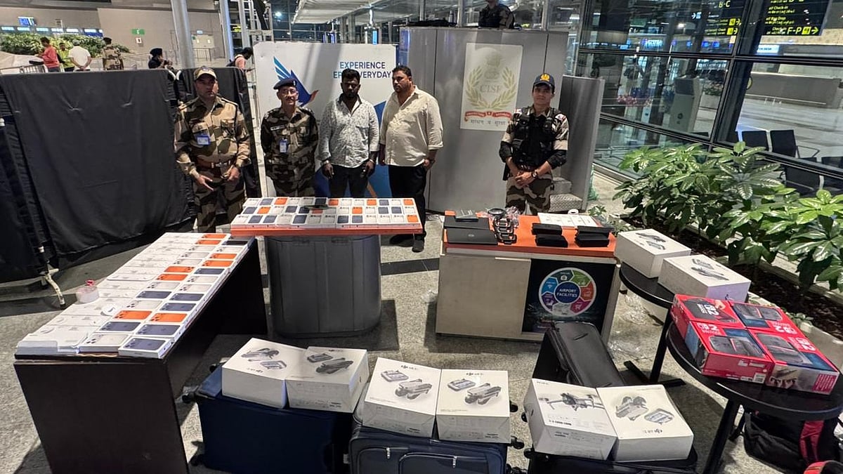 ಹೈದರಾಬಾದ್: ₹1.4 ಕೋಟಿ ಮೌಲ್ಯದ ಎಲೆಕ್ಟ್ರಾನಿಕ್ ವಸ್ತುಗಳನ್ನು ಜಪ್ತಿ ಮಾಡಿದ CISF