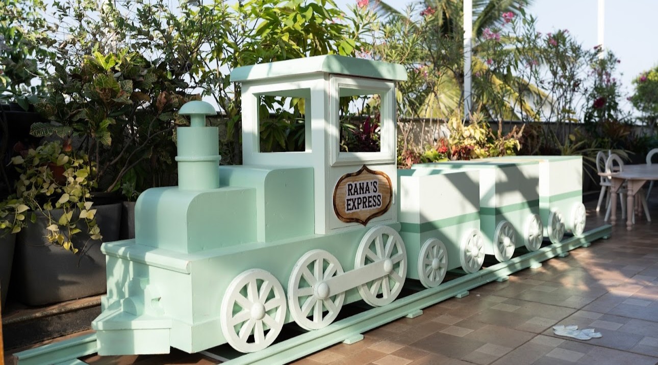 ಮಗ ರಾಣಾ ಅಮರ್ ಅಂಬರೀಶ್ ಮೊದಲ ವರ್ಷದ ಹುಟ್ಟುಹಬ್ಬವನ್ನು ಅಭಿಷೇಕ್ ಅಂಬರೀಶ್ ದಂಪತಿ ಅದ್ಧೂರಿಯಾಗಿ ಆಚರಿಸಿದ್ದಾರೆ.