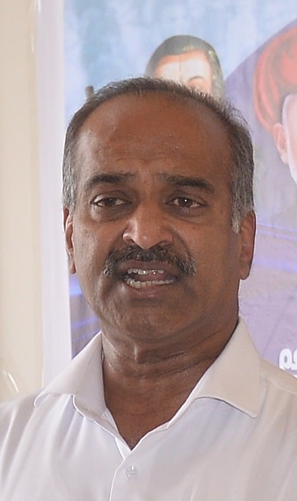 ಗುಂಡಿ ಮುಚ್ಚಲು ಹಣವಿಲ್ಲ, ಸುರಂಗ ರಸ್ತೆಗೆ ಮಣೆ: ಸರ್ಕಾರದ ವಿರುದ್ಧ ಸಂಸದ ಮೋಹನ್