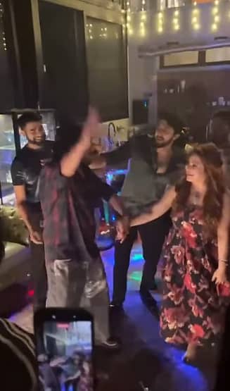 ನಟಿಯ ಹುಟ್ಟುಹಬ್ಬದ ಸಂಭ್ರಮದಲ್ಲಿ ಸ್ಯಾಂಡಲ್‌ವುಡ್ ನಟ ಹಾಗೂ ನಟಿಯರು ಭಾಗಿಯಾಗಿದ್ದಾರೆ.