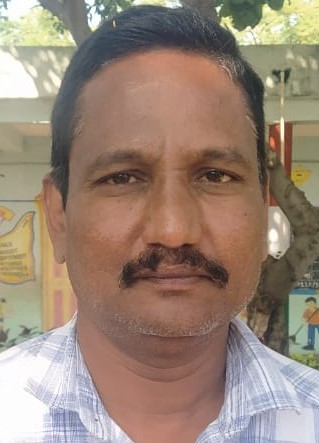 ಸಂತೋಷ ಮುಖ್ಯಶಿಕ್ಷಕ