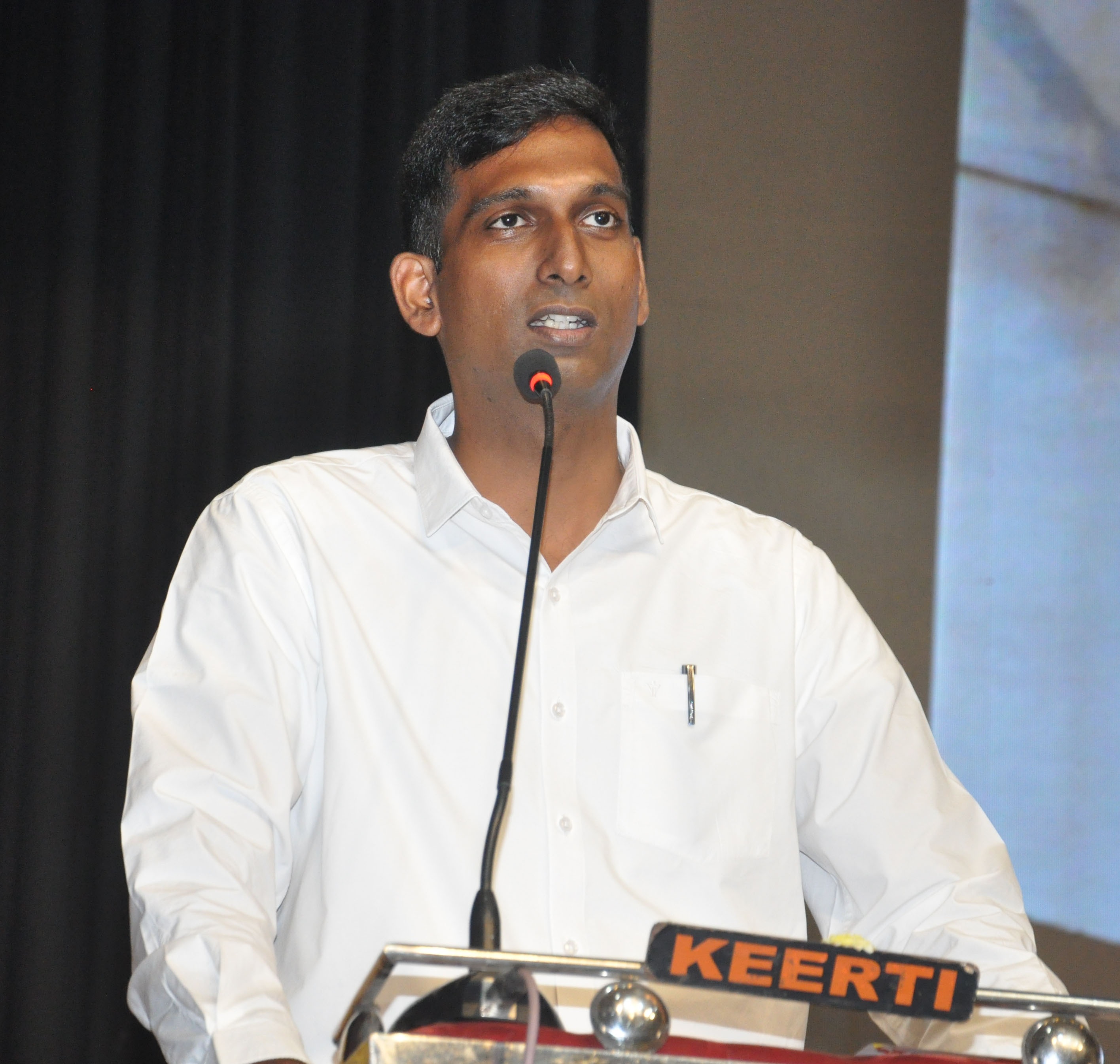 ಡಾ.ಕೆ.ಆನಂದ್‌