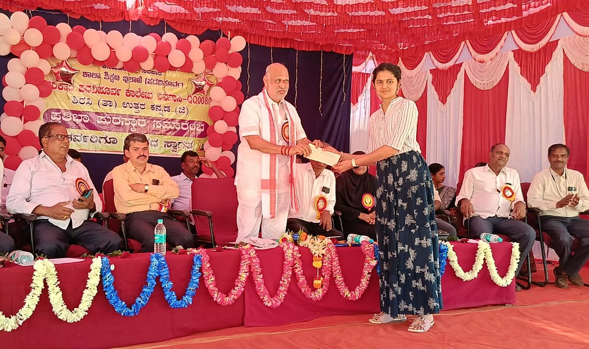 ವಿದ್ಯಾರ್ಥಿಗಳಲ್ಲಿ ಸ್ಪರ್ಧಾ ಮನೋಭಾವನೆ ಮೂಡಿಸಿ: ಶಾಸಕ ಶಿವರಾಮ ಹೆಬ್ಬಾರ