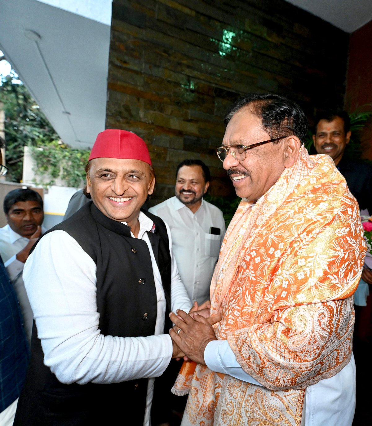 ಸ್ನೇಹಿತ ಸಂಕಷ್ಟದಲ್ಲಿದ್ದಾಗ ಕೈ‌ಬಿಡಬಾರದು: ಅಖಿಲೇಶ್‌ ಯಾದವ್