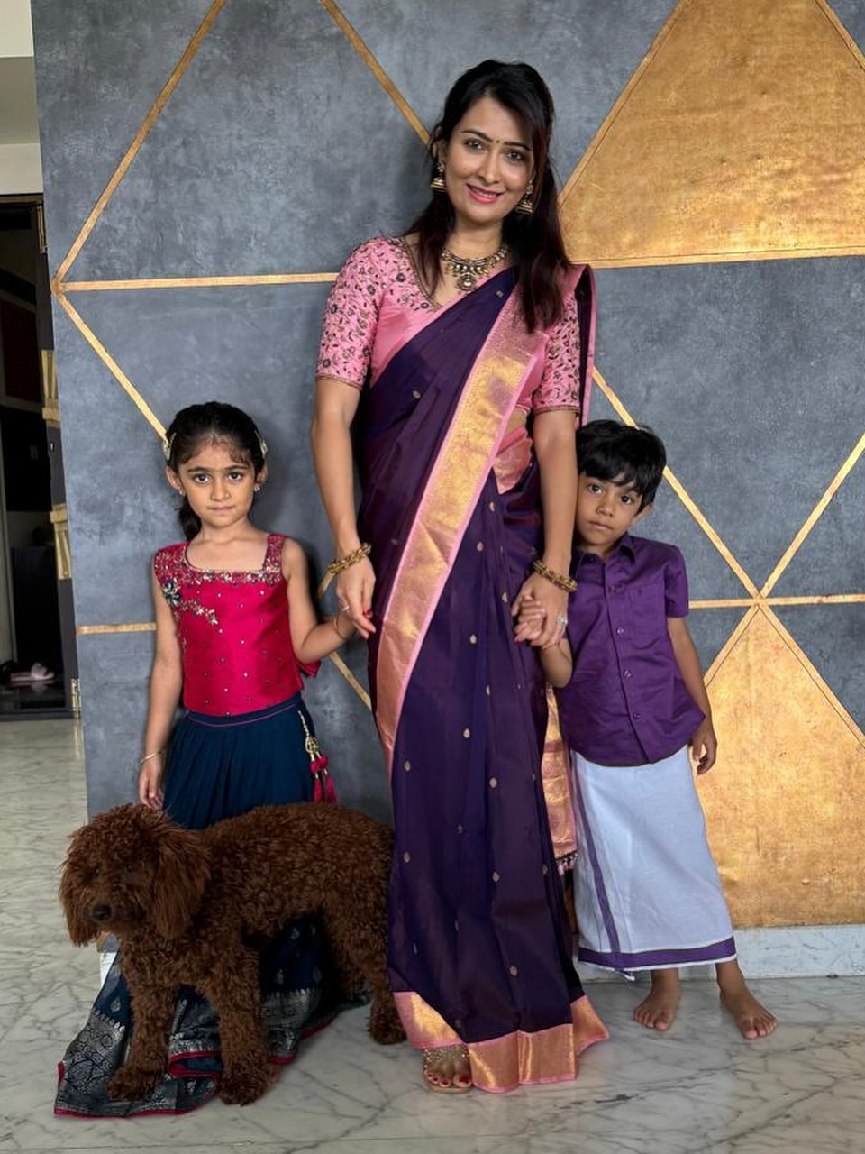 ಅಷ್ಟೆ ಅಲ್ಲ, ಕನ್ನಡ ಚಿತ್ರರಂಗದ ಅನೇಕ ನಟರ ಜತೆ ಚಿತ್ರಗಳಲ್ಲಿ ನಟಿಸಿದ್ದಾರೆ.