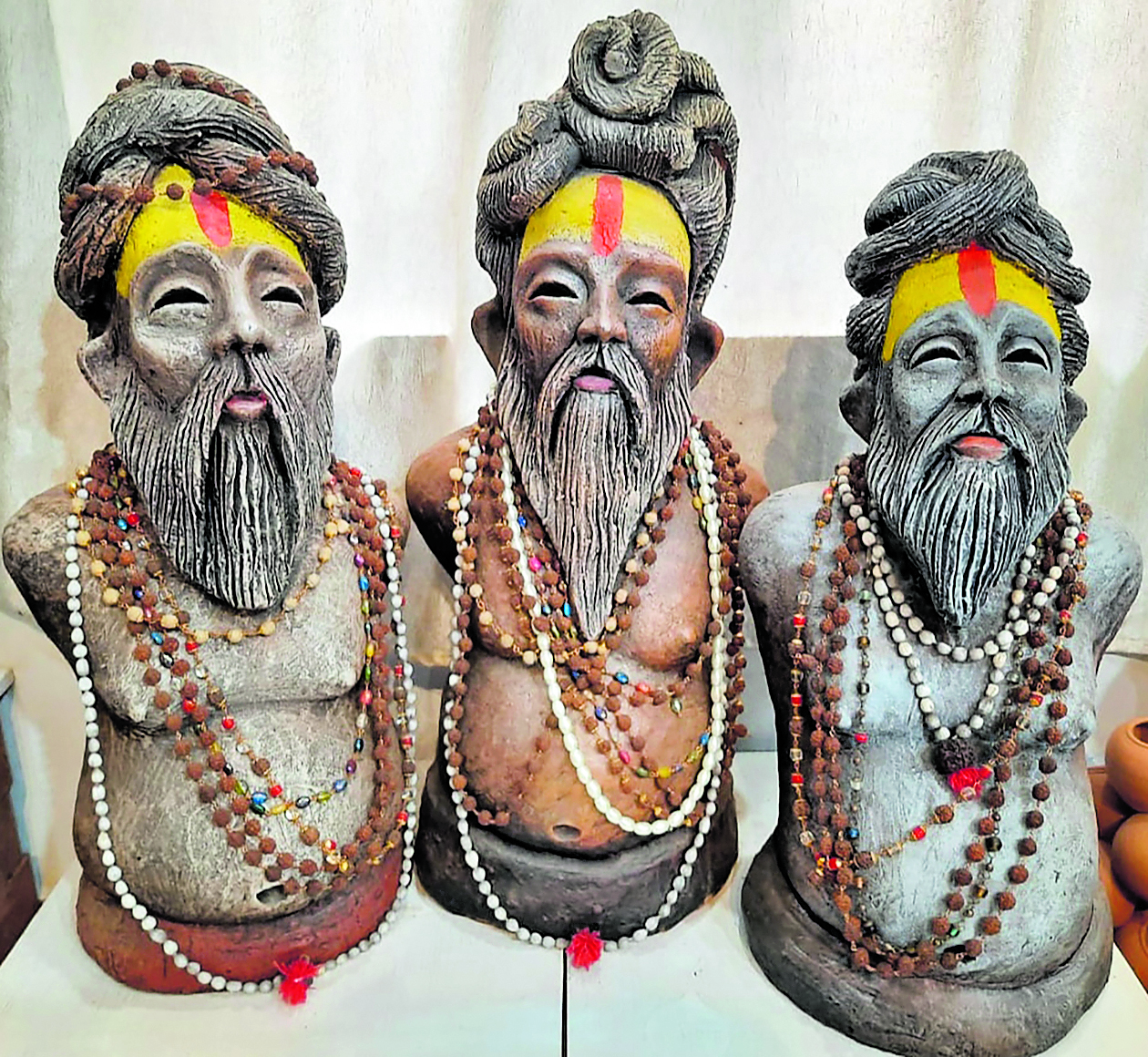 ಮಣ್ಣಿನ ಕಲಾಕೃತಿ