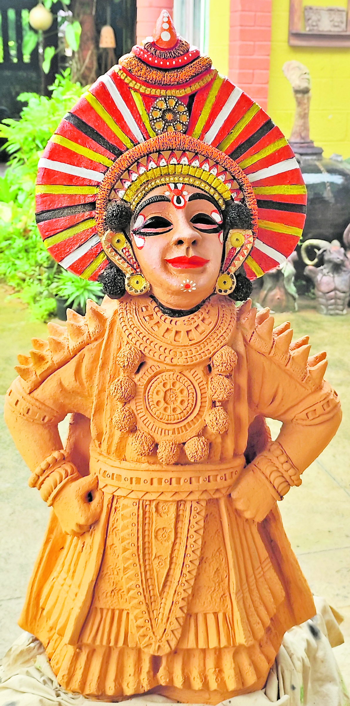 ಮಣ್ಣಿನ ಕಲಾಕೃತಿ