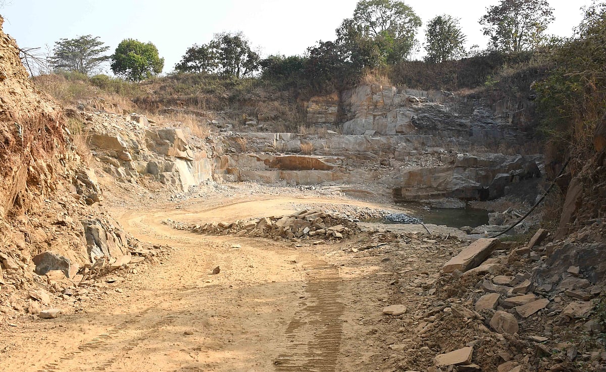 ಉತ್ತರಪ್ರದೇಶ: ಕಲ್ಲುಕ್ವಾರಿ ಕುಸಿದು ಮೂವರು ಸಾವು