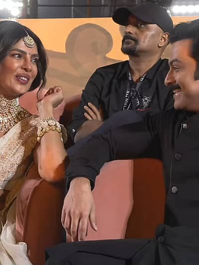 ಕುಂಭನಾಗಿ ಪೃಥ್ವಿರಾಜ್ ಸುಕುಮಾರನ್ ಕಾಣಿಸಿಕೊಂಡಿದ್ದಾರೆ.