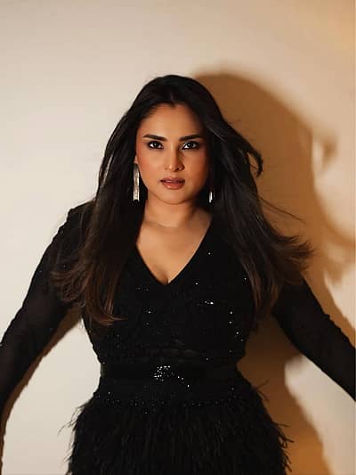 ರಮ್ಯಾ ಅವರ ಈ ಹೊಸ ಲುಕ್‌ಗೆ ಅಭಿಮಾನಿಗಳು ಮೆಚ್ಚುಗೆ ವ್ಯಕ್ತಪಡಿಸಿದ್ದಾರೆ.