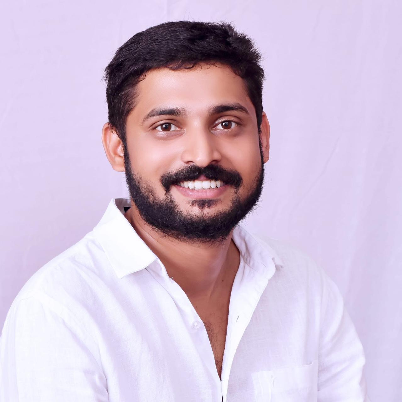 ಚಂದ್ರಶೇಖರ್ ಹೇರೂರು ನಿವಾಸಿ