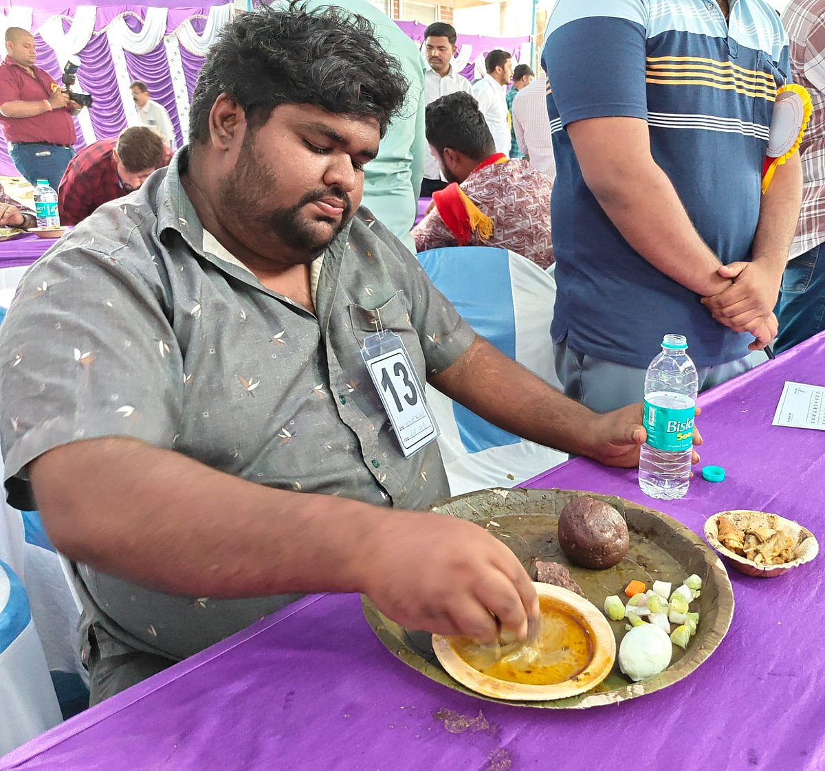 ಬೊಮ್ಮನಹಳ್ಳಿ: ಮುದ್ದೆ ಮೆದ್ದು ಸ್ಪರ್ಧೆ ಗೆದ್ದ ಅಕ್ಕ, ತಮ್ಮ 