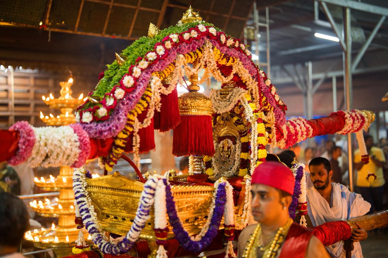 ಧರ್ಮಸ್ಥಳದಲ್ಲಿ ಲಕ್ಷದೀಪೋತ್ಸವದ ಸಂದರ್ಭ ಶನಿವಾರ ರಾತ್ರಿ ಹೊಸಕಟ್ಟೆ ಉತ್ಸವ ನಡೆಯಿತು.