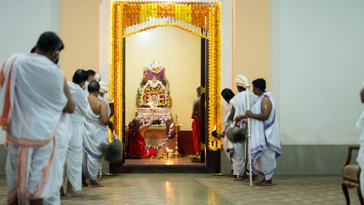 ಧರ್ಮಸ್ಥಳದಲ್ಲಿ ಲಕ್ಷದೀಪೋತ್ಸವದ ಸಂದರ್ಭ ಶನಿವಾರ ರಾತ್ರಿ ಹೊಸಕಟ್ಟೆ ಉತ್ಸವ ನಡೆಯಿತು.