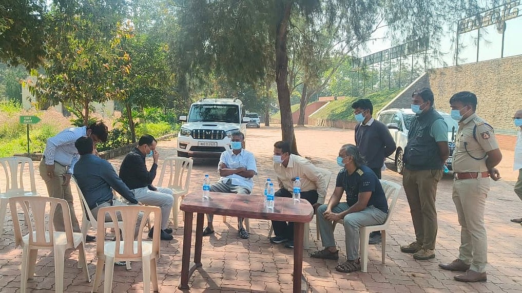 ಬೆಳಗಾವಿ | ರಾಣಿ ಚನ್ನಮ್ಮ ಕಿರು ಮೃಗಾಲಯಕ್ಕೆ ಸಚಿವ ಸತೀಶ ಜಾರಕಿಹೊಳಿ ಭೇಟಿ