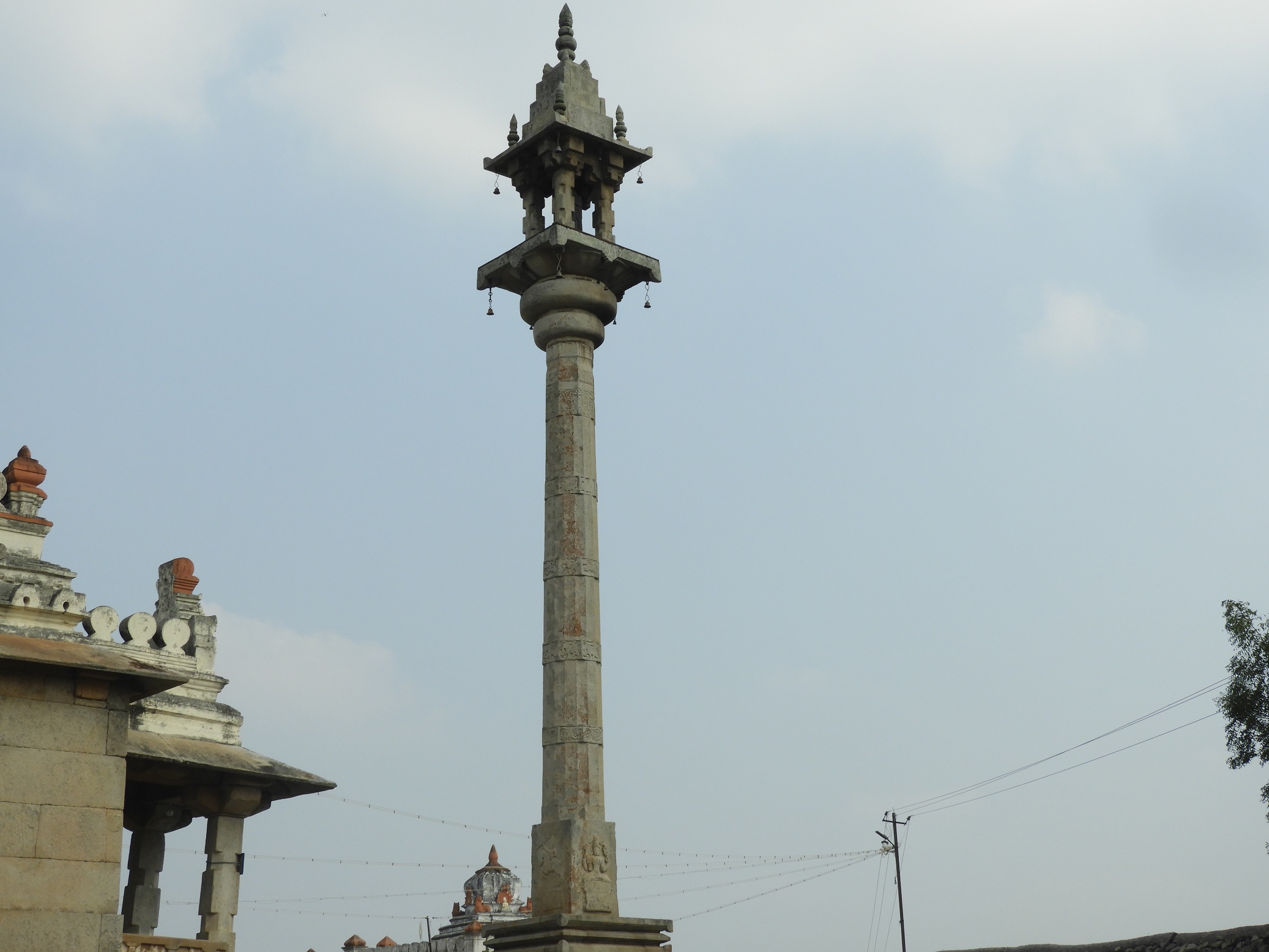 ಬೃಹತ್ ಮಾನಸ್ತಂಭ