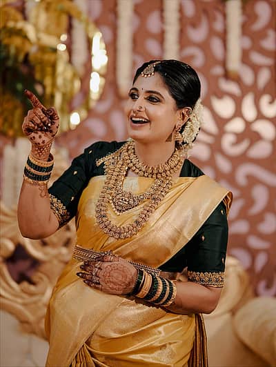 ಸದ್ಯ ನಟಿ ಎರಡನೇ ಮಗುವಿನ ನಿರೀಕ್ಷೆಯಲ್ಲಿದ್ದಾರೆ. ಹೀಗಾಗಿ ನಟಿಯ ಮನೆಯಲ್ಲಿ ಸೀಮಂತ ಕಾರ್ಯಕ್ರಮ ನಡೆದಿದೆ.