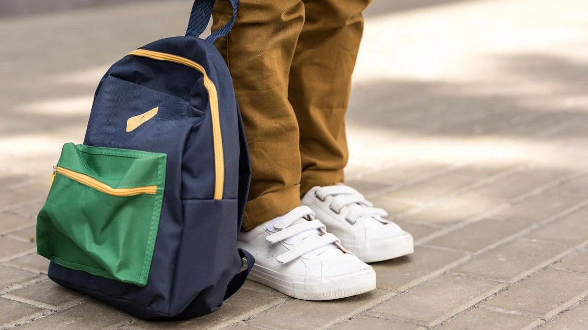 ಕ್ಷಮಿಸು ಮಮ್ಮಿ...: ಶಿಕ್ಷಕರ ದೌರ್ಜನ್ಯಕ್ಕೆ ಮನನೊಂದು ಮೆಟ್ರೊ ಹಳಿಗೆ ಹಾರಿದ ಬಾಲಕ