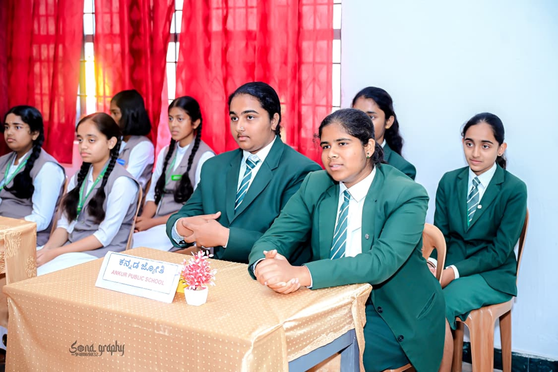 ಸ್ಪರ್ಧೆಯಲ್ಲಿ ವಿದ್ಯಾರ್ಥಿಗಳು ಹೆಚ್ಚಿನ ಸಂಖ್ಯೆಯಲ್ಲಿ ಭಾಗವಹಿಸಿದ್ದರು