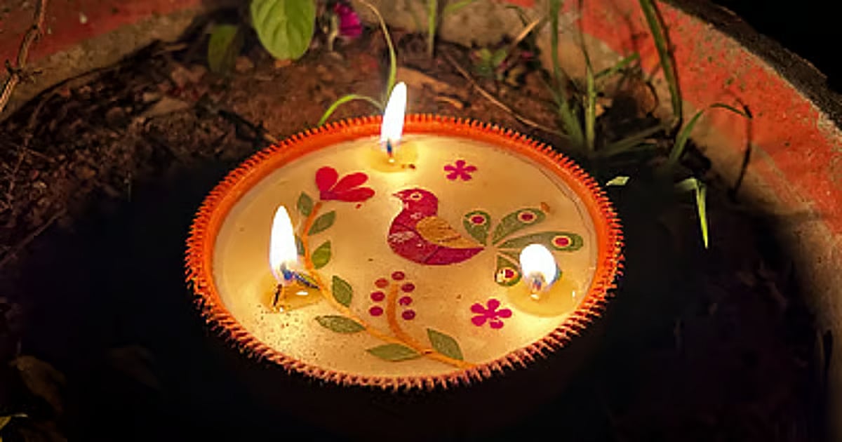 ದೇವರಿಗೆ ದೀಪ ಹಚ್ಚುವುದರ ಪ್ರಯೋಜನಗಳೇನು? ಇಲ್ಲಿದೆ ಮಾಹಿತಿ