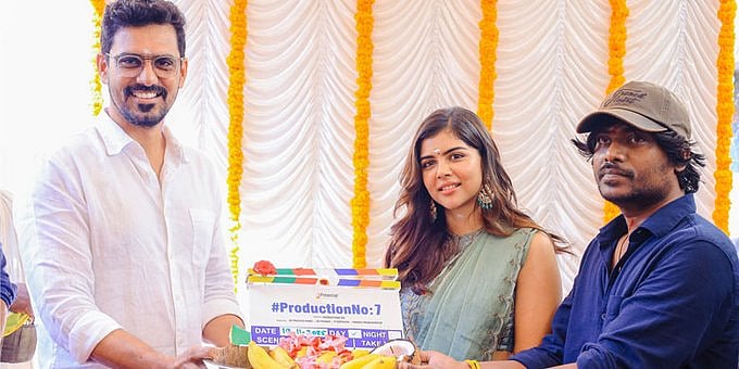 ಹೊಸ ಚಿತ್ರದ ಮುಹೂರ್ತ ನೆರವೇರಿಸಿದ ‘ಹೃದಯಂ’ ಚಿತ್ರದ ನಟಿ ಕಲ್ಯಾಣಿ ಪ್ರಿಯದರ್ಶನ್