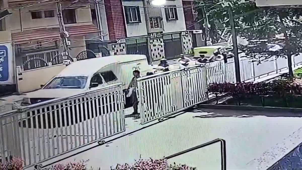 Bengaluru Heist | ‘ಹಗಲು’ ದರೋಡೆ: ಮೂವರ ವಶ, ತಿರುಪತಿಯಲ್ಲಿ ಇನೊವಾ ಕಾರು ಪತ್ತೆ