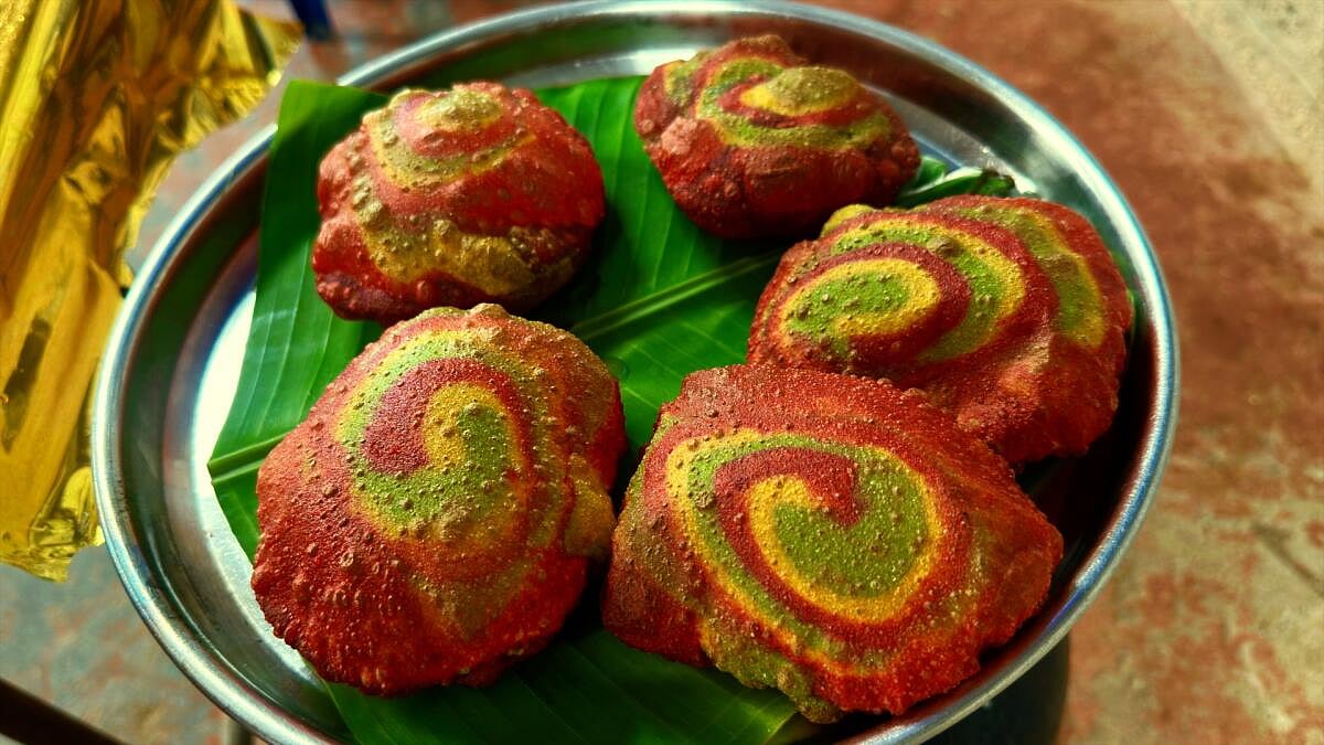 ರಸಾಸ್ವಾದ: ಸವಿದಿದ್ದೀರ ಕಾಮನಬಿಲ್ಲಿನ ಪೂರಿ?