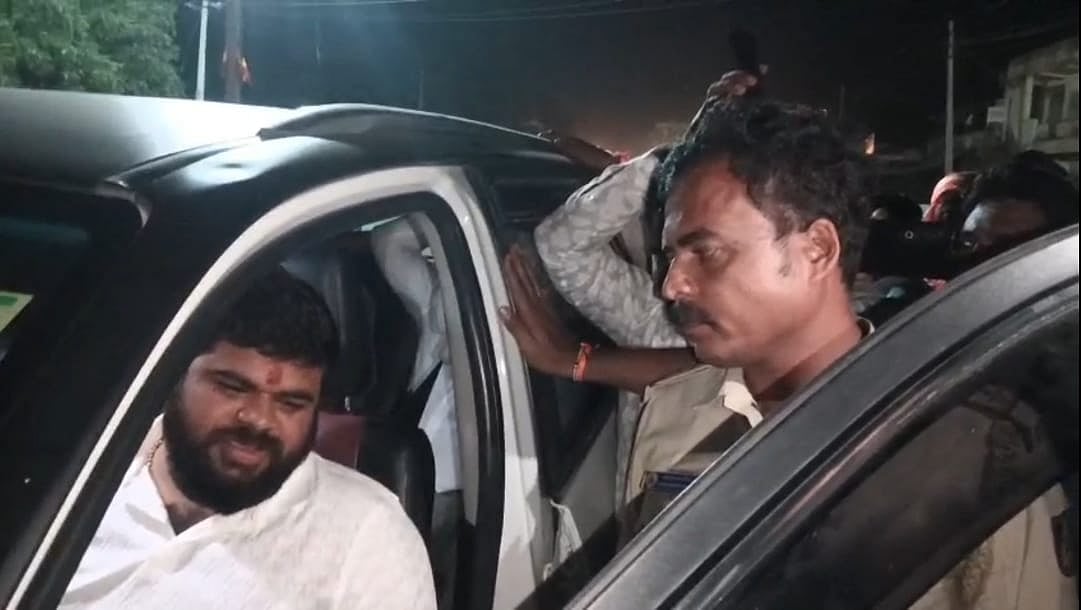 ಕಲಬುರಗಿ | ಹಲ್ಲೆ ಪ್ರಕರಣ: ಚಿತ್ತಾಪುರ ಬಿಜೆಪಿ ಮುಖಂಡ ಮಣಿಕಂಠ ರಾಠೋಡ ಬಂಧನ