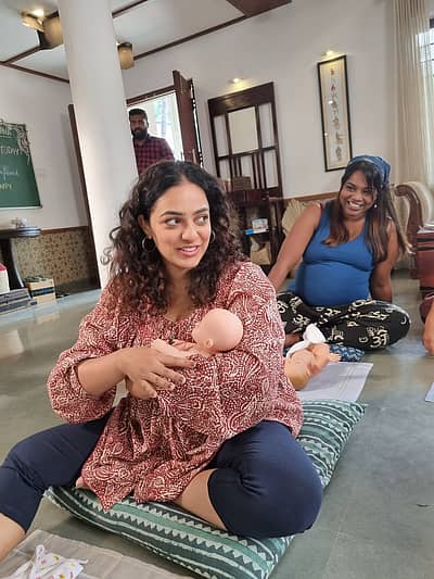 ಅದುವೇ ‘ವಂಡರ್ ವುಮೆನ್’ ಸಿನಿಮಾ. ಈ ಸಿನಿಮಾದಲ್ಲಿನ ತಾಯಿಯ ಪಾತ್ರಕ್ಕಾಗಿ ಅಭ್ಯಾಸ ನಡೆಸುವಾಗ ಕ್ಲಿಕ್ಕಿಸಿಕೊಂಡ ಚಿತ್ರಗಳಾಗಿವೆ.