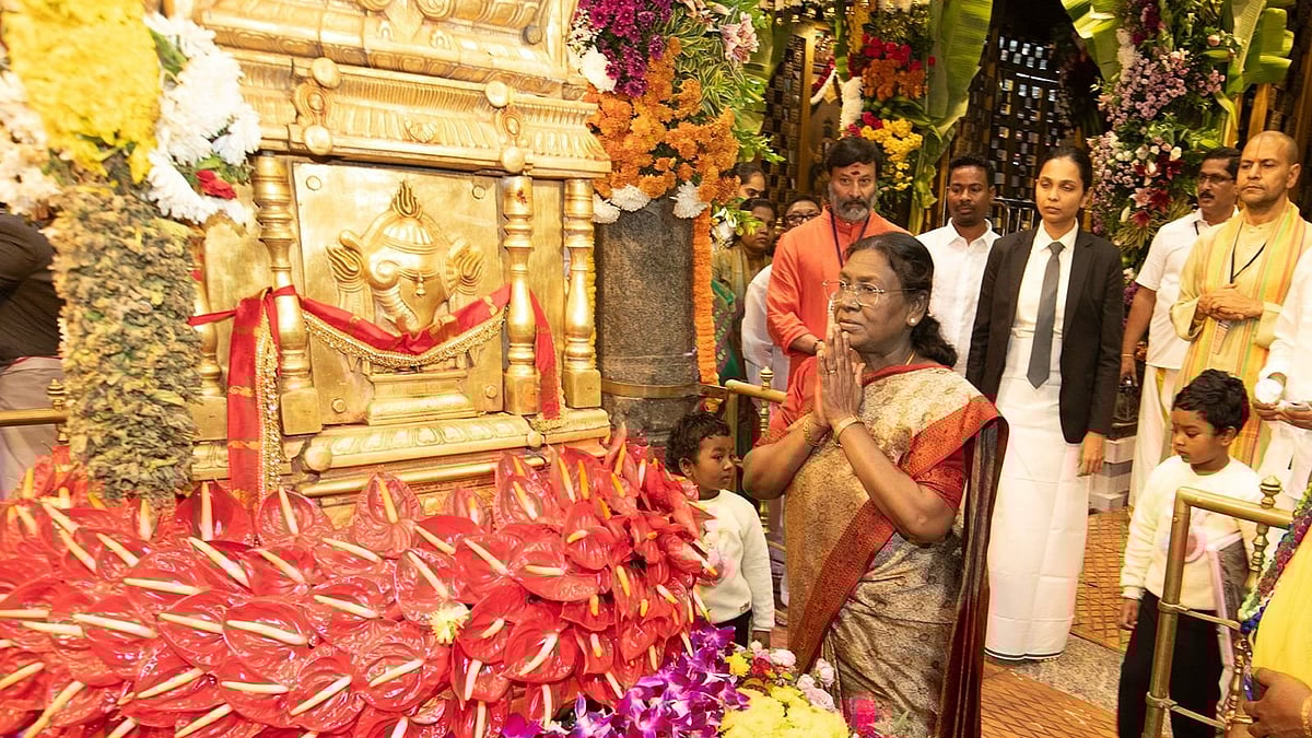 PHOTOS | ತಿರುಮಲ ಬಾಲಾಜಿ, ಪದ್ಮಾವತಿ ದರ್ಶನ ಪಡೆದ ರಾಷ್ಟ್ರಪತಿ ದ್ರೌಪದಿ ಮುರ್ಮು