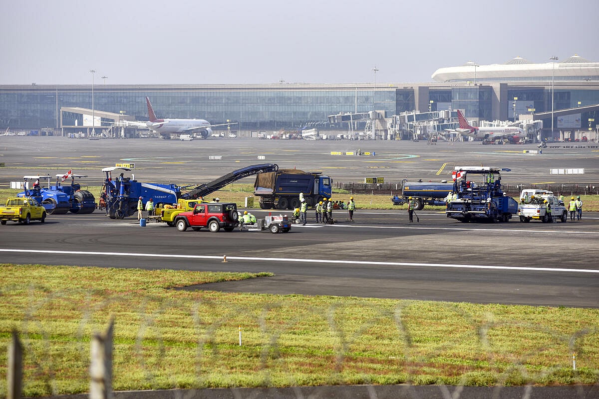 ಮುಂಬೈ ವಿಮಾನ ನಿಲ್ದಾಣ: ಬರೋಬ್ಬರಿ ₹53 ಕೋಟಿ ಮೌಲ್ಯದ ಡ್ರಗ್ಸ್, ಚಿನ್ನ, ವಜ್ರ ವಶ