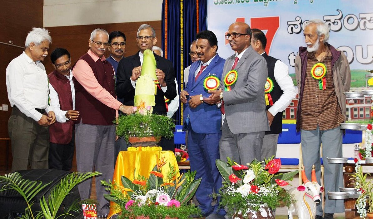 ತೋಟಗಾರಿಕೆ ವಿವಿ 17ನೇ ಸಂಸ್ಥಾಪನಾ ದಿನ|ತಳಿ ಅಭಿವೃದ್ಧಿಯಲ್ಲಿ ಪೋಷಕಾಂಶಕ್ಕೆ ಮಹತ್ವ