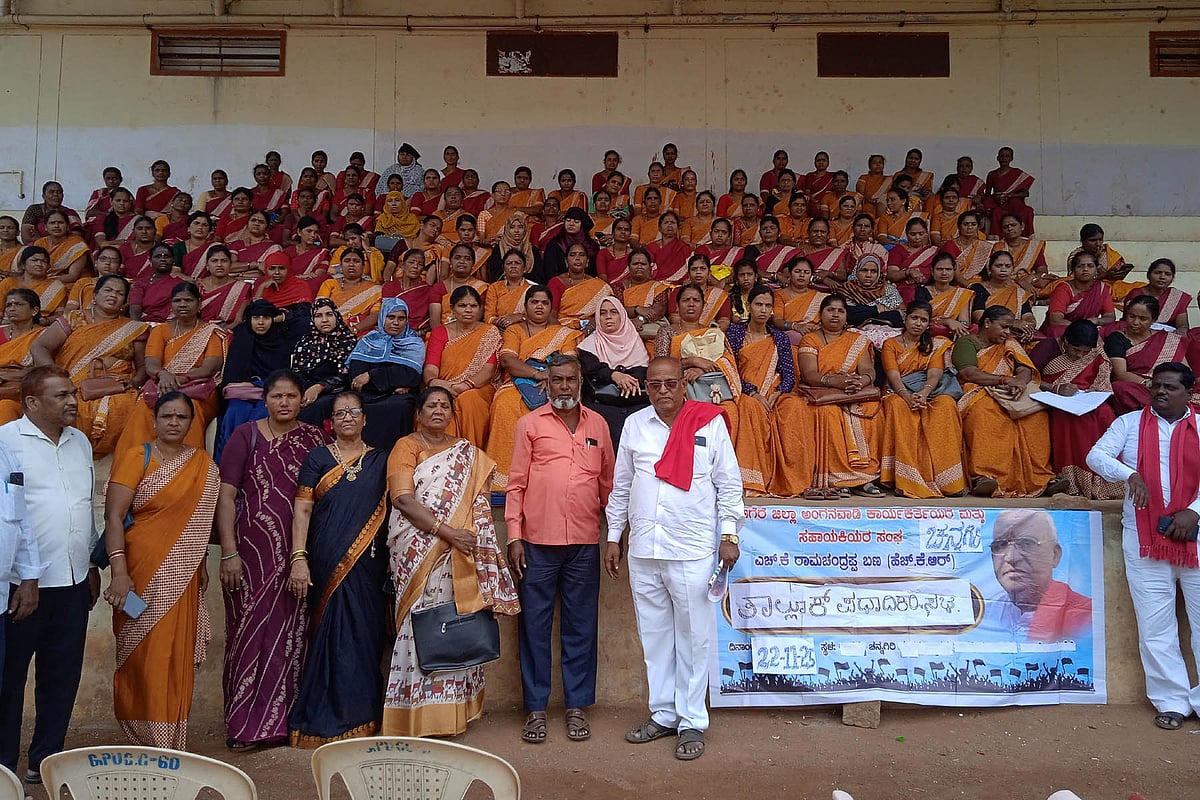 ಕನಿಷ್ಠ ವೇತನ ₹25 ಸಾವಿರ ನಿಗದಿಪಡಿಸಿ