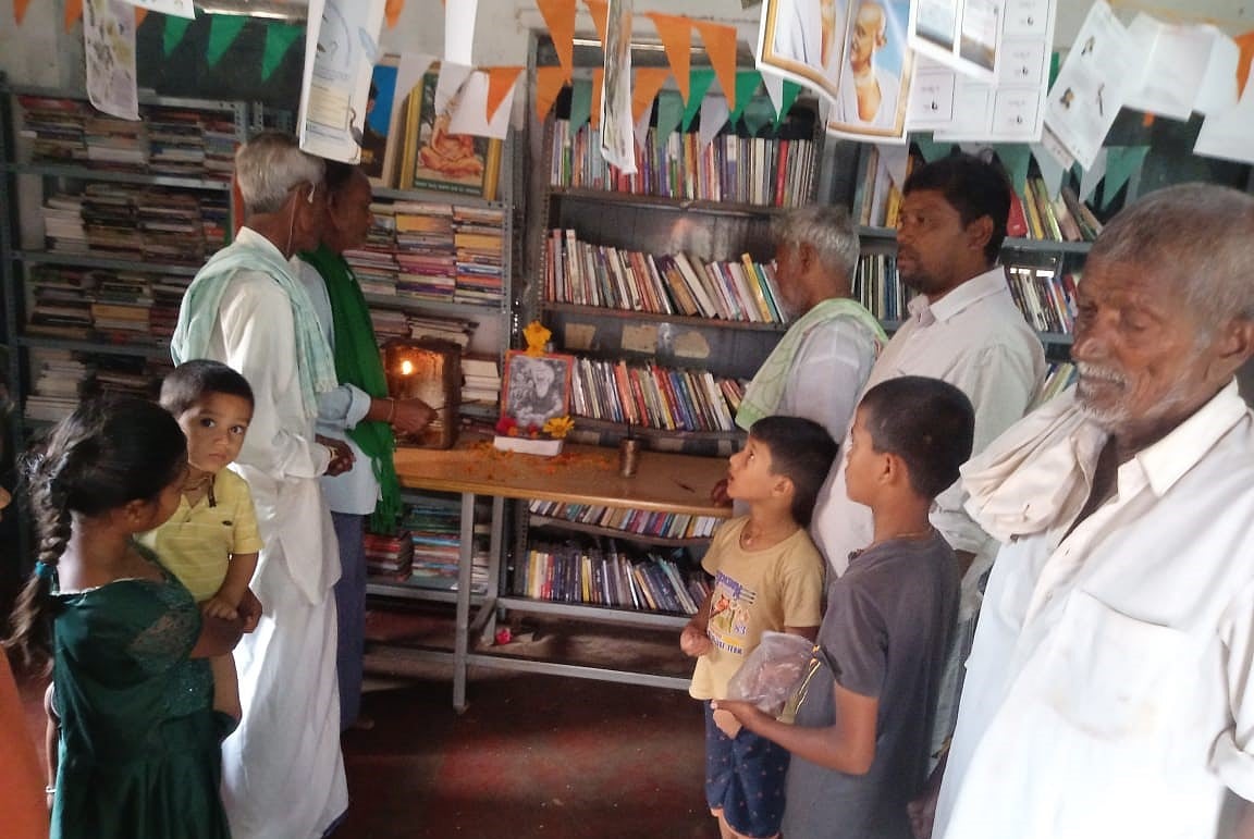 14 ತಿಂಗಳ ಸಂಬಳವಿಲ್ಲದೆ ಸಂಕಷ್ಟ:ನೆರವಿನ ನಿರೀಕ್ಷೆಯಲ್ಲಿ ಗ್ರಂಥಾಲಯ ಮೇಲ್ವಿಚಾರಕರು