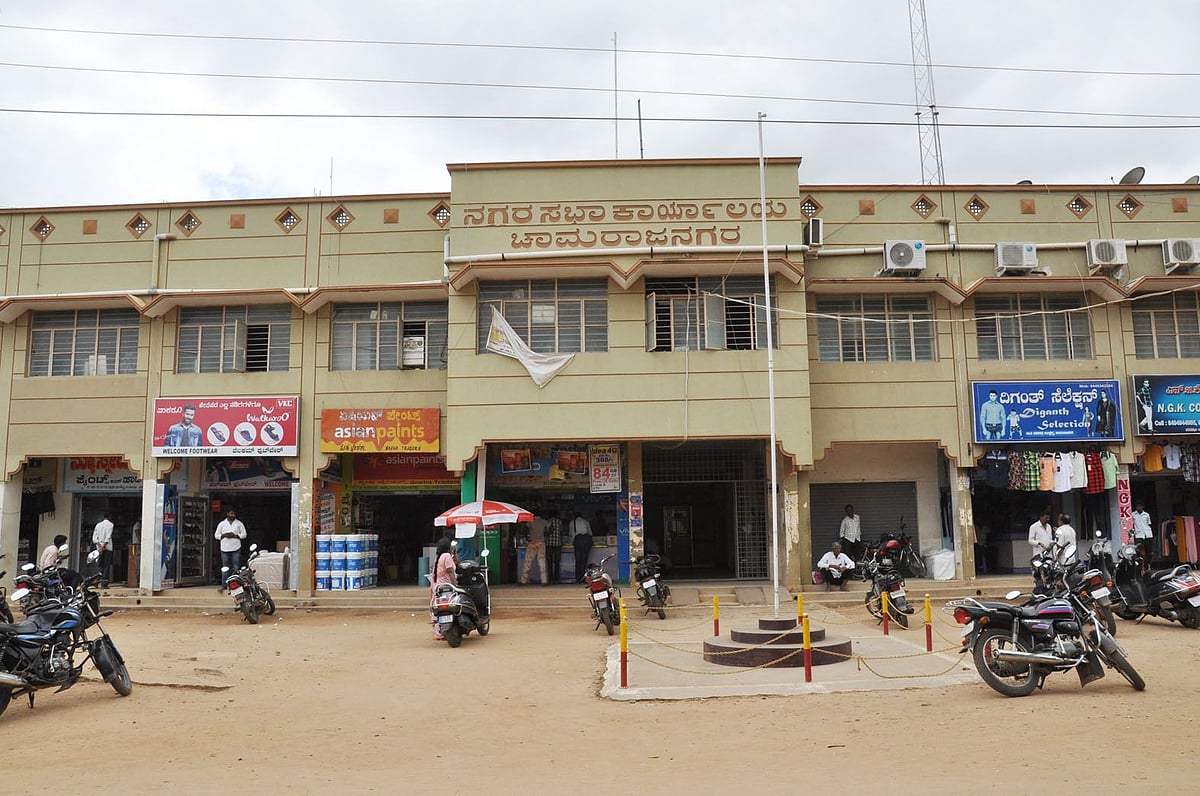 ಚಾಮರಾಜನಗರ: ನಗರಸಭೆ ಆಡಳಿತಕ್ಕೆ ‘ಬಿಸಿ’ ಮುಟ್ಟಿಸಿದ ಆಡಳಿತಾಧಿಕಾರಿ