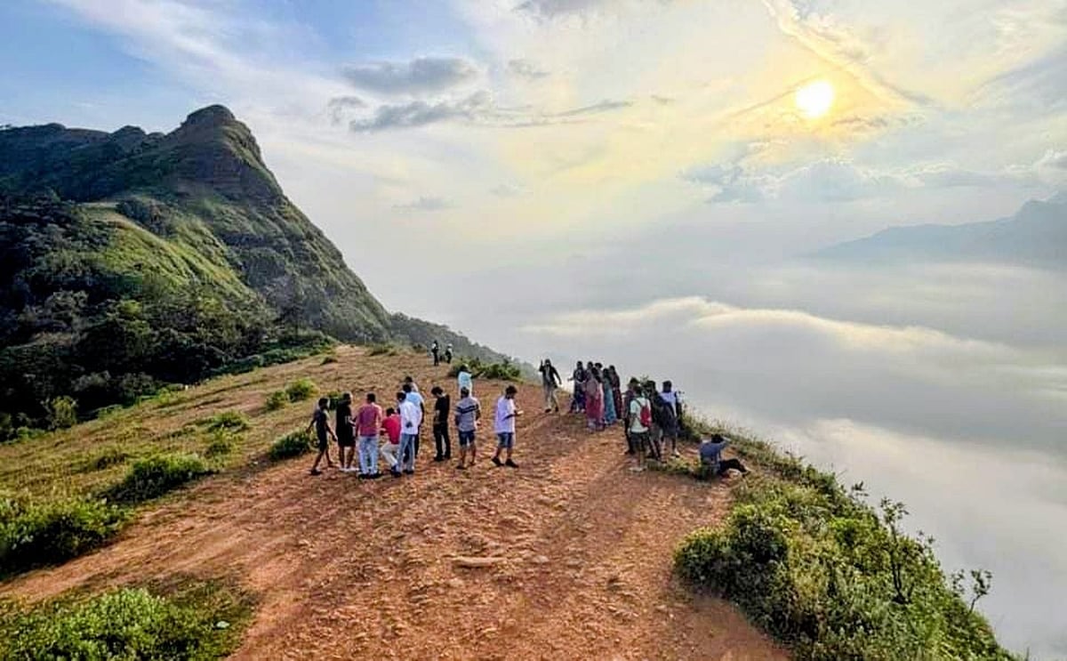 ಚಿಕ್ಕಮಗಳೂರು | ಪ್ರವಾಸಿಗರ ಸಂಖ್ಯೆ ಇಳಿಮುಖ: ವಹಿವಾಟು ಕುಸಿತ